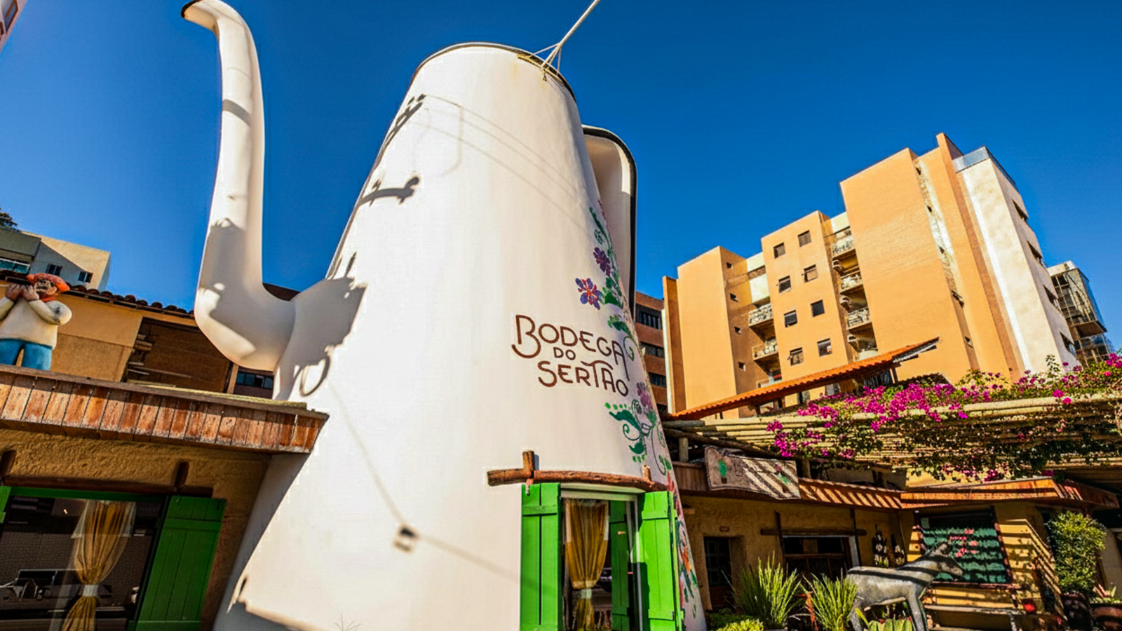 Guia Gastronômico: Onde Comer Perto dos Imóveis de Temporada em Maceió